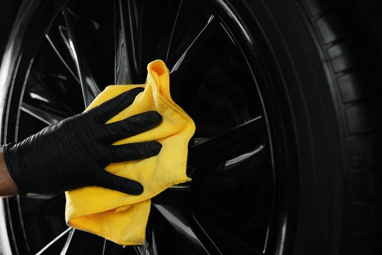 Cleaning car wheel